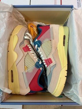 Jordan 4 UNION Guava sz 8.5